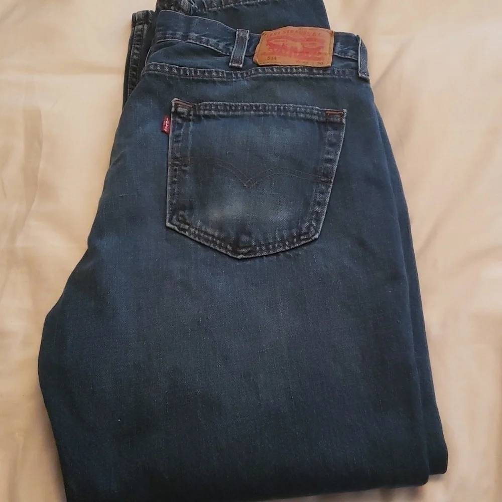 Levi's Men's 514 straight fit jeans size 38 x 30